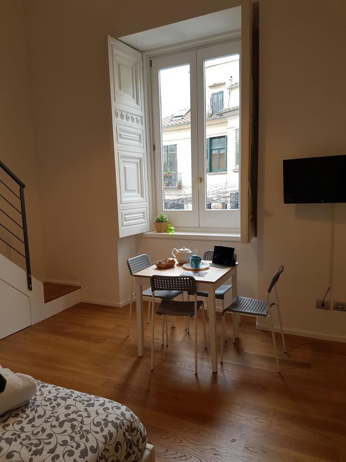 Via Roma Apartment Deluxe ซาแลร์โน ภายนอก รูปภาพ